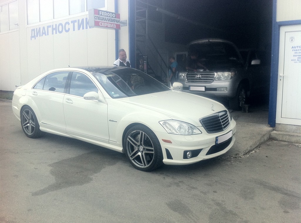 Автомобил в автосервиз Auto Drago Плевен